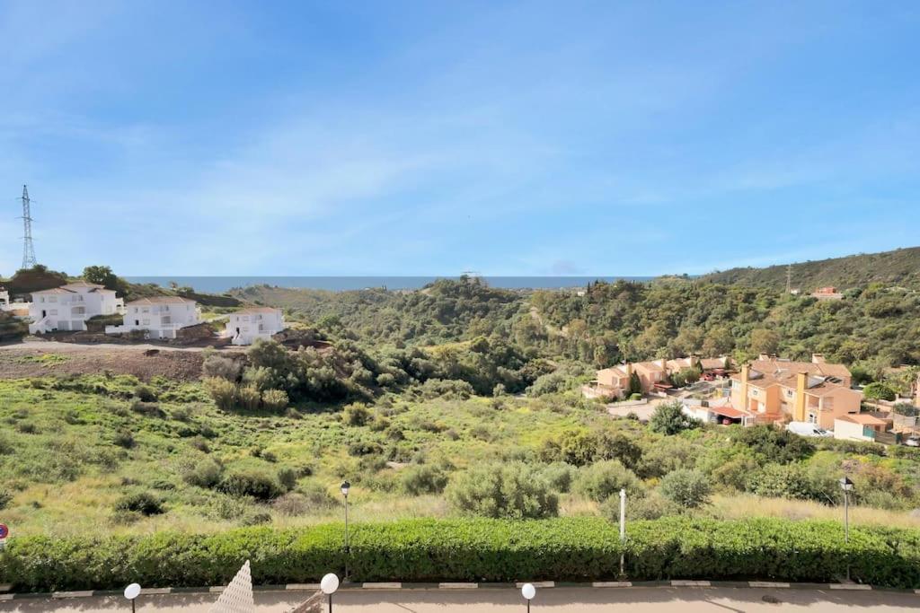 Duplex Con Vistas Al Mar, Piscina Y Gimnasio - Las Abejeras 226 Estepona Exterior foto